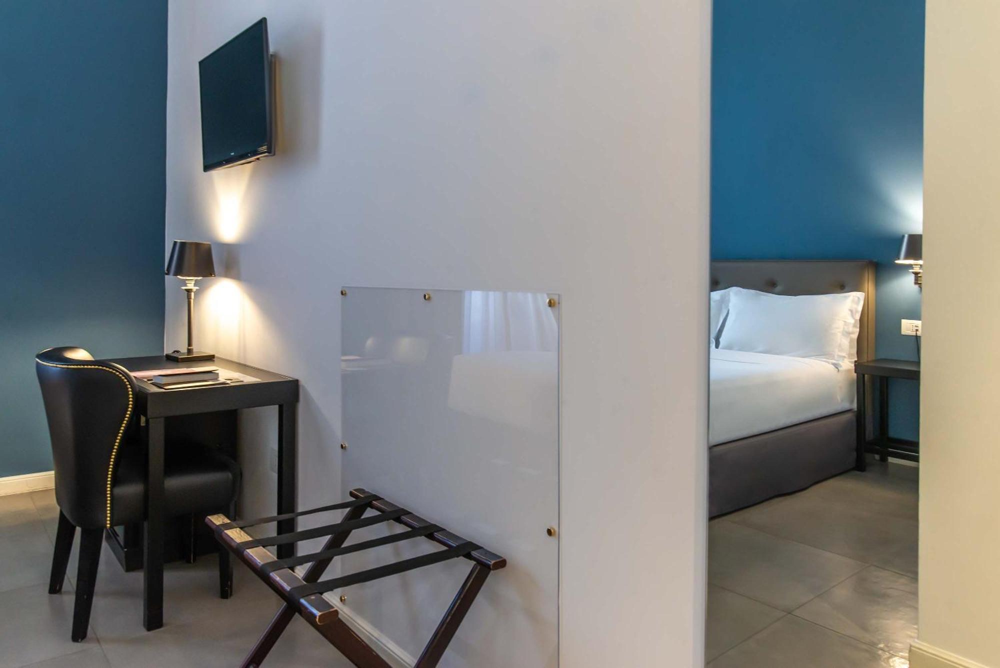 Boutique Metro 900 Napels