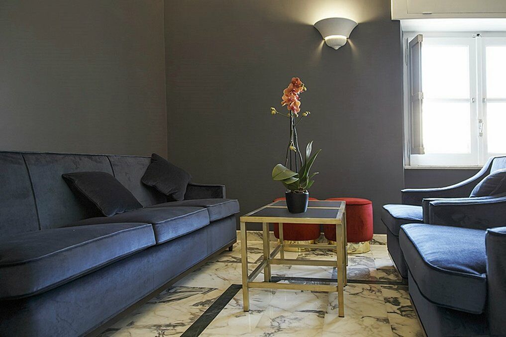 Boutique Metro 900 4* Napels